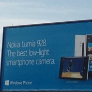 Nokia Lumia 928 gespot op reclamebord: nadruk op camera